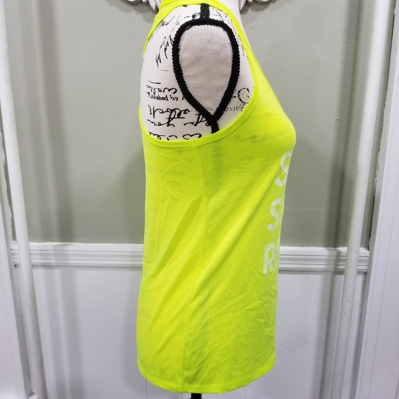 ATHLETECH Tank Top Color Green. - Picture 8 of 10